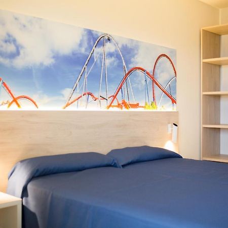 Festival Village Apartments Салоу Экстерьер фото