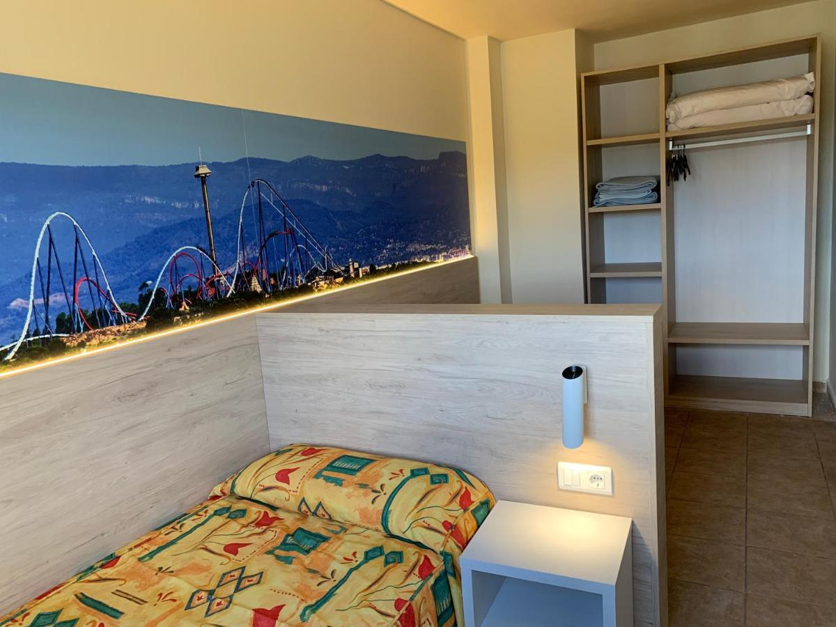 Festival Village Apartments Салоу Экстерьер фото