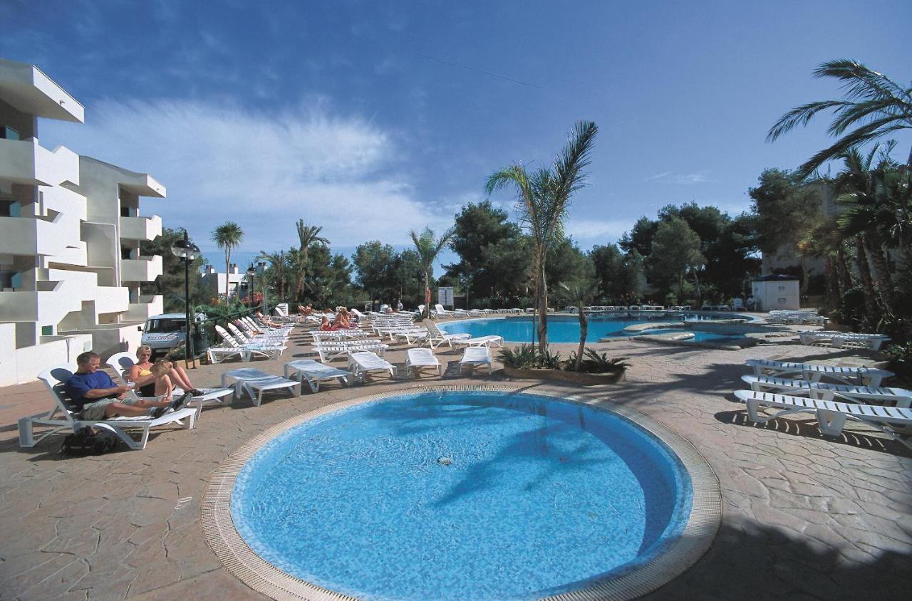 Festival Village Apartments Салоу Экстерьер фото